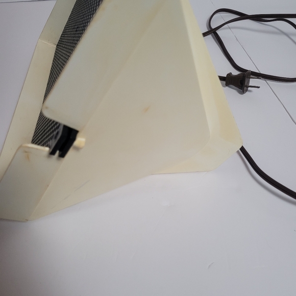 Vintage 1967 Hasboro Lite Brite - Picture 11 of 12